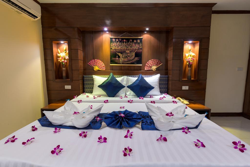 Pr芭东公寓 Patong 外观 照片