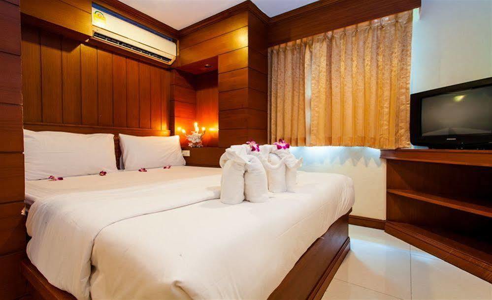 Pr芭东公寓 Patong 外观 照片