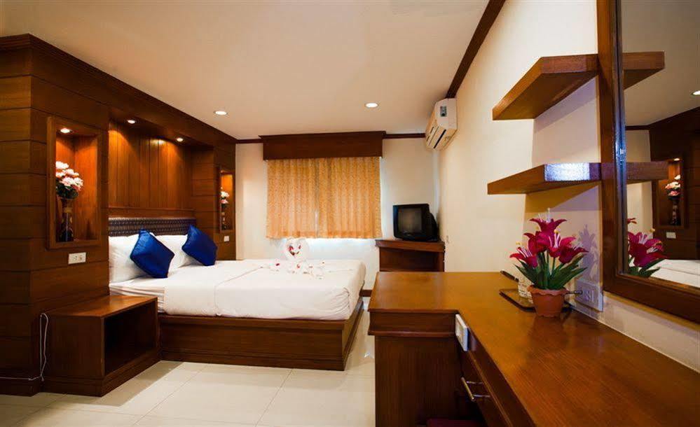 Pr芭东公寓 Patong 外观 照片