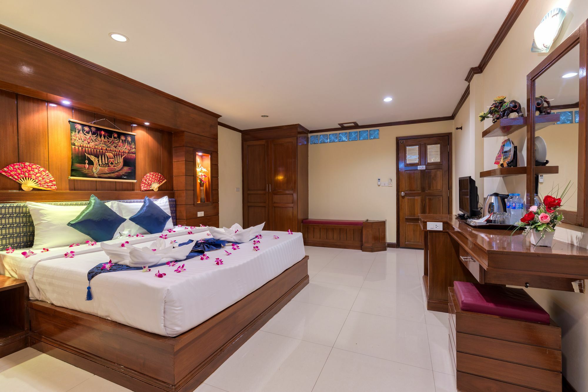 Pr芭东公寓 Patong 外观 照片